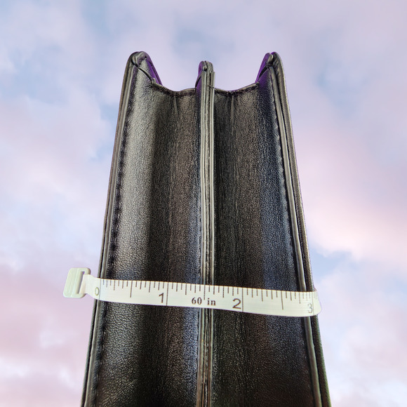 Black Sleek Faux Leather Studded Goth Punk Clutch Purse Chain Strap - Picture 9 of 9